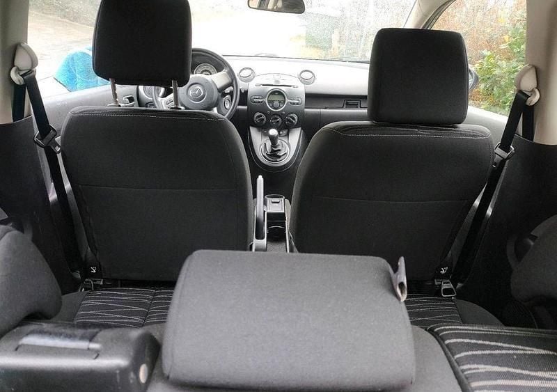 Gebraucht Mazda 2 Independence 75 PS (55 kW) 2010 Schwarz Kleinwagen