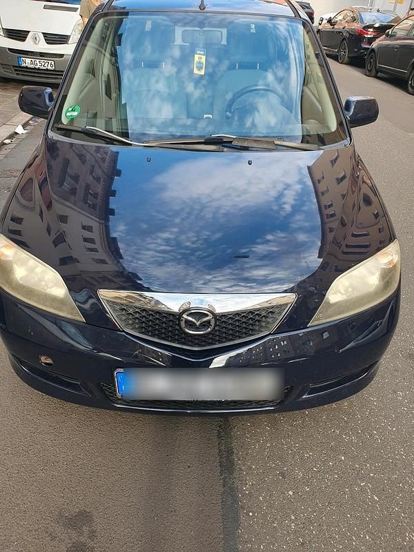 Blau Gebraucht 2005 Mazda 2 Kombi | 700 € (Superpreis) - Bild 1/4