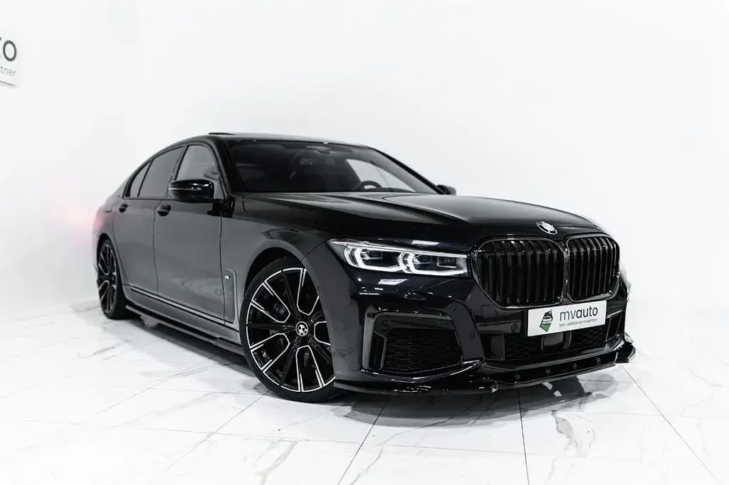 Gebraucht BMW 740 Performance 320 PS (235 kW) 2019 Blau Limousine