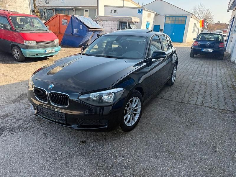 Gebraucht BMW 116 Advantage 136 PS (100 kW) 2015 Schwarz Kleinwagen