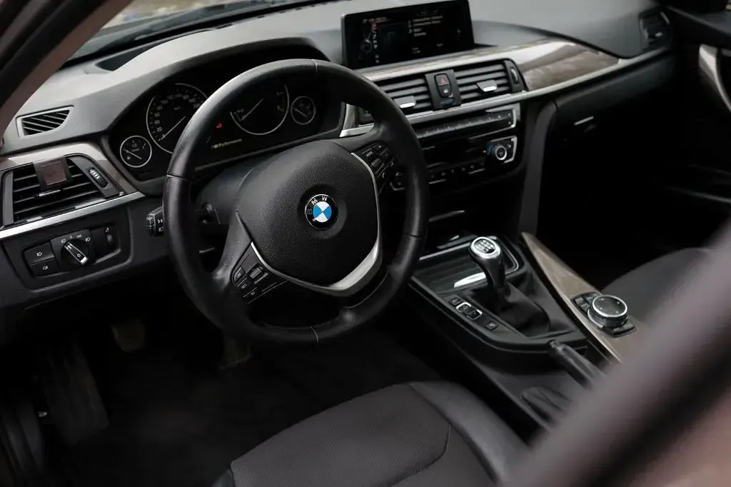 Usata BMW 320 184 CV (135 kW) 2014 Marrone Station wagon