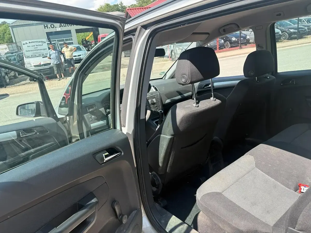 Gebraucht Opel Zafira 140 PS (102 kW) 2007 Silber Van / Kleinbus