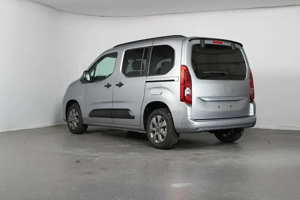 Neu Opel Combo Life Edition 102 PS (75 kW) 2026 Grau Van / Kleinbus