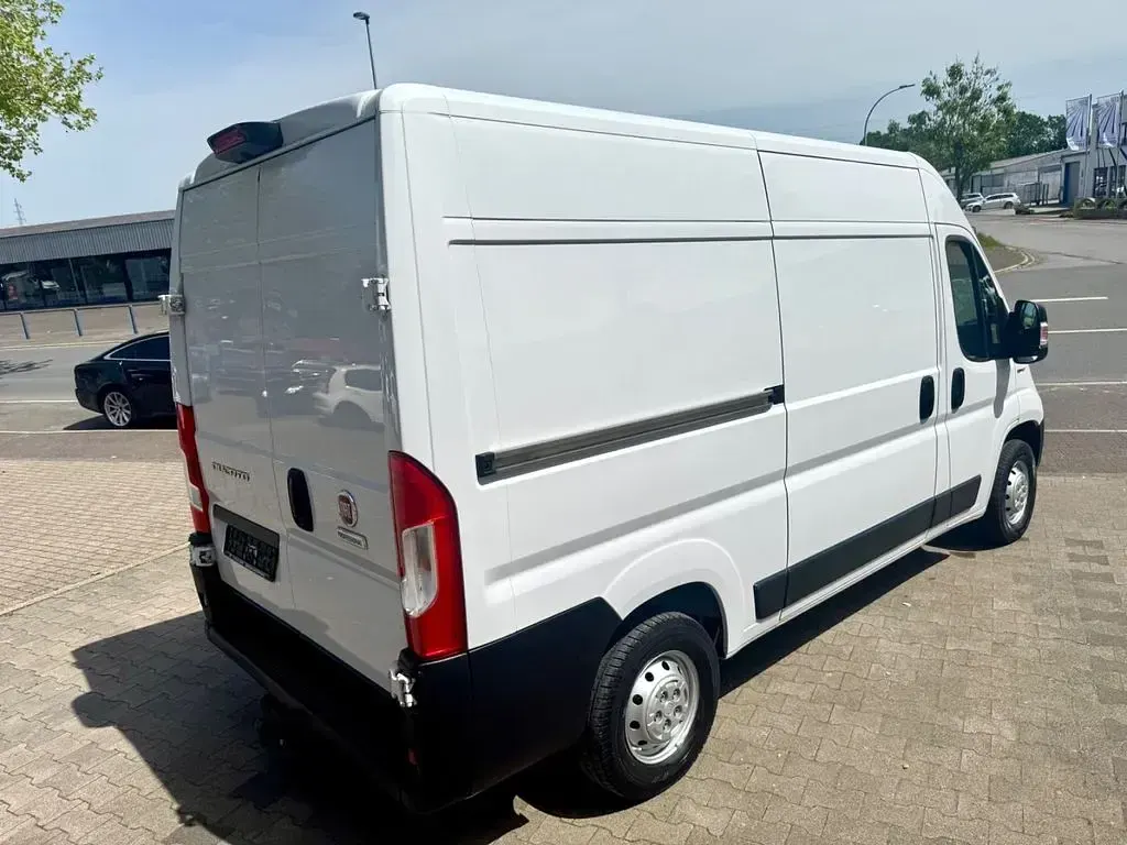 Gebraucht Fiat Ducato 140 PS (102 kW) 2020 Weiß Van