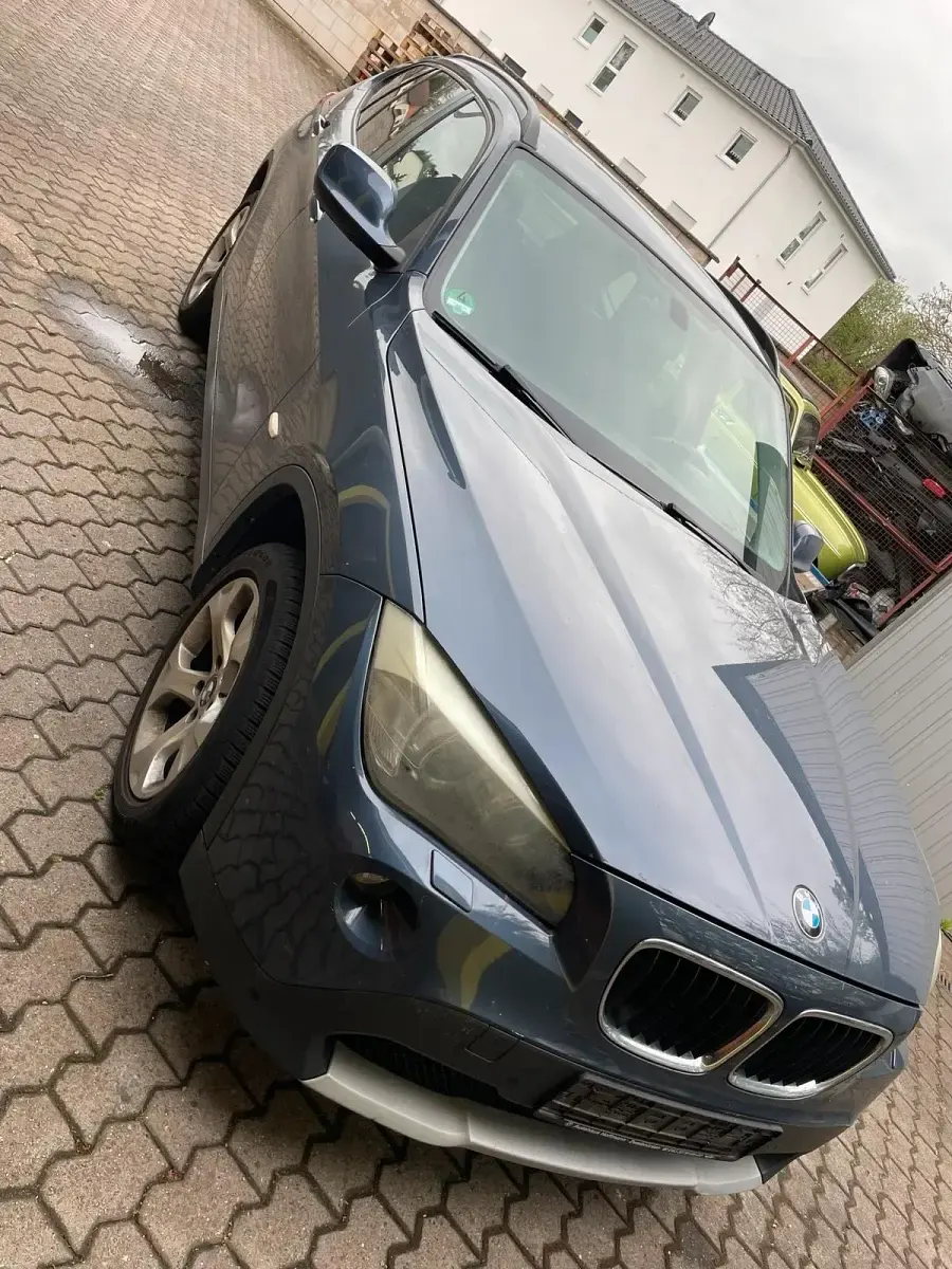 Gebraucht BMW X1 177 PS (130 kW) 2011 Blau SUV