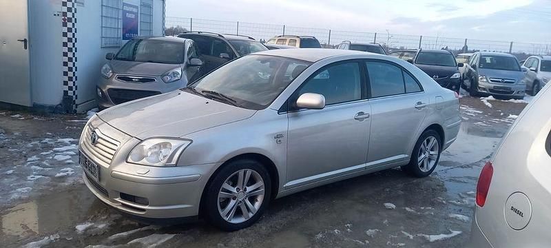 Gebraucht Toyota Avensis 177 PS (130 kW) 2005 Grau Limousine