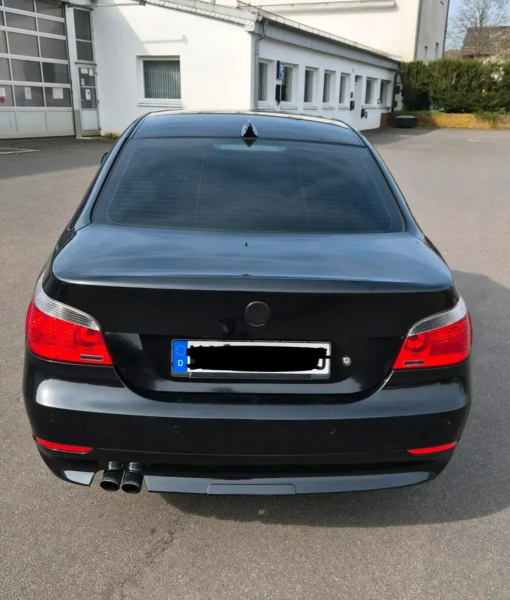 Gebraucht BMW 525 218 PS (160 kW) 2005 Schwarz Limousine