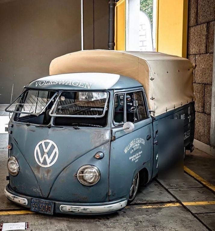 Blau Gebraucht 1955 VW T1 Van | 52.950 € - Bild 1/4