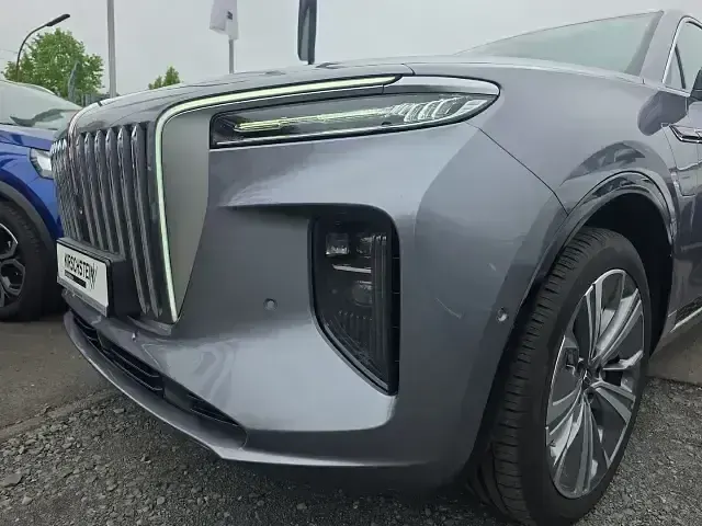 Gebraucht Hongqi E-HS9 405 kW (551 PS) 2023 Grau SUV