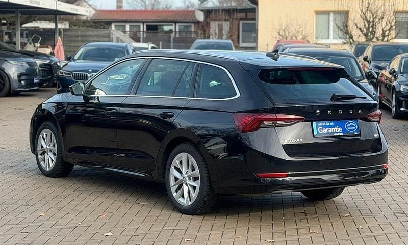 Usata Skoda Octavia Style 190 CV (139 kW) 2023 Nero Station wagon