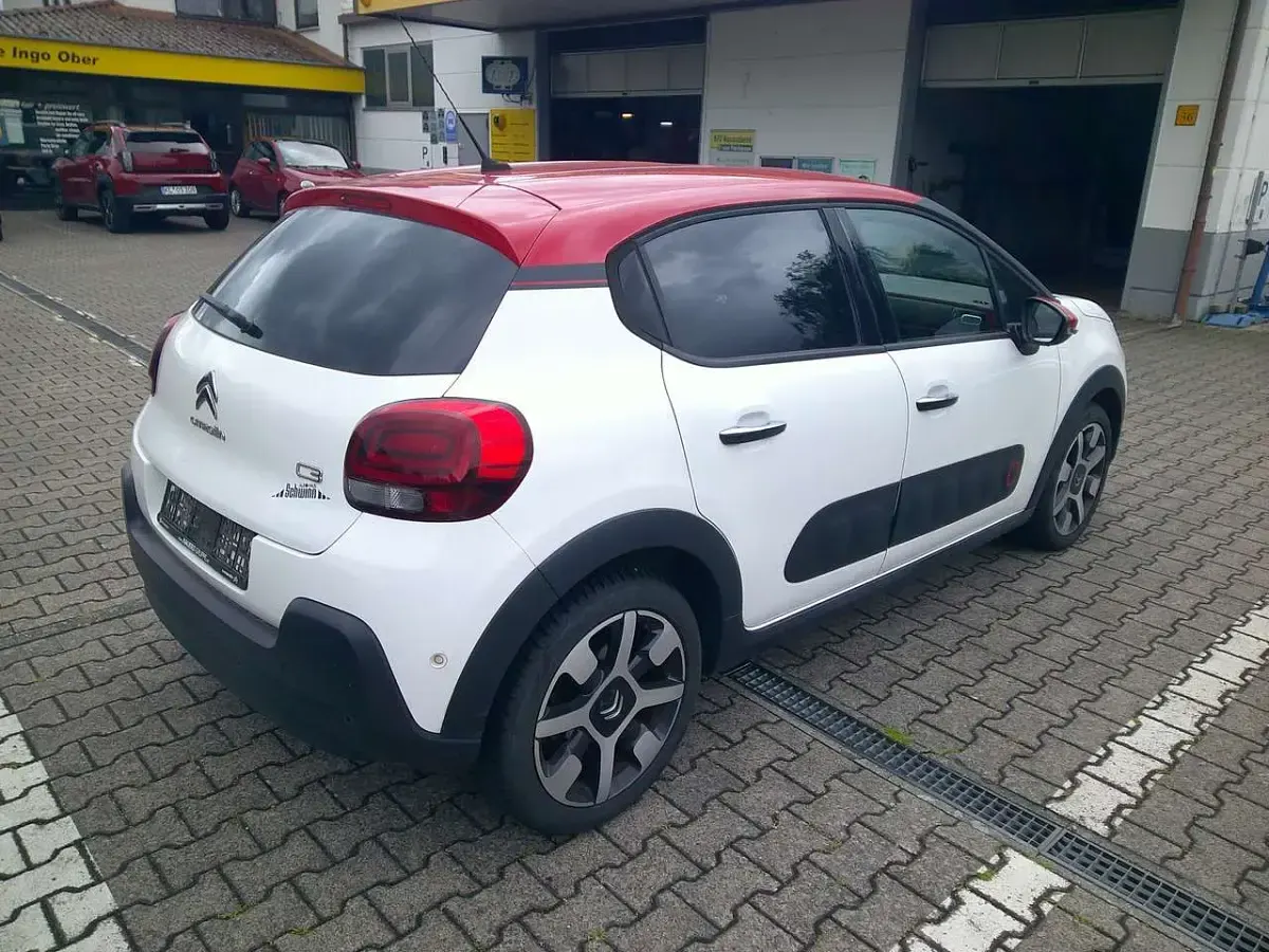Gebraucht Citroën C3 Shine 110 PS (80 kW) 2017 Weiss/dach rot Kleinwagen