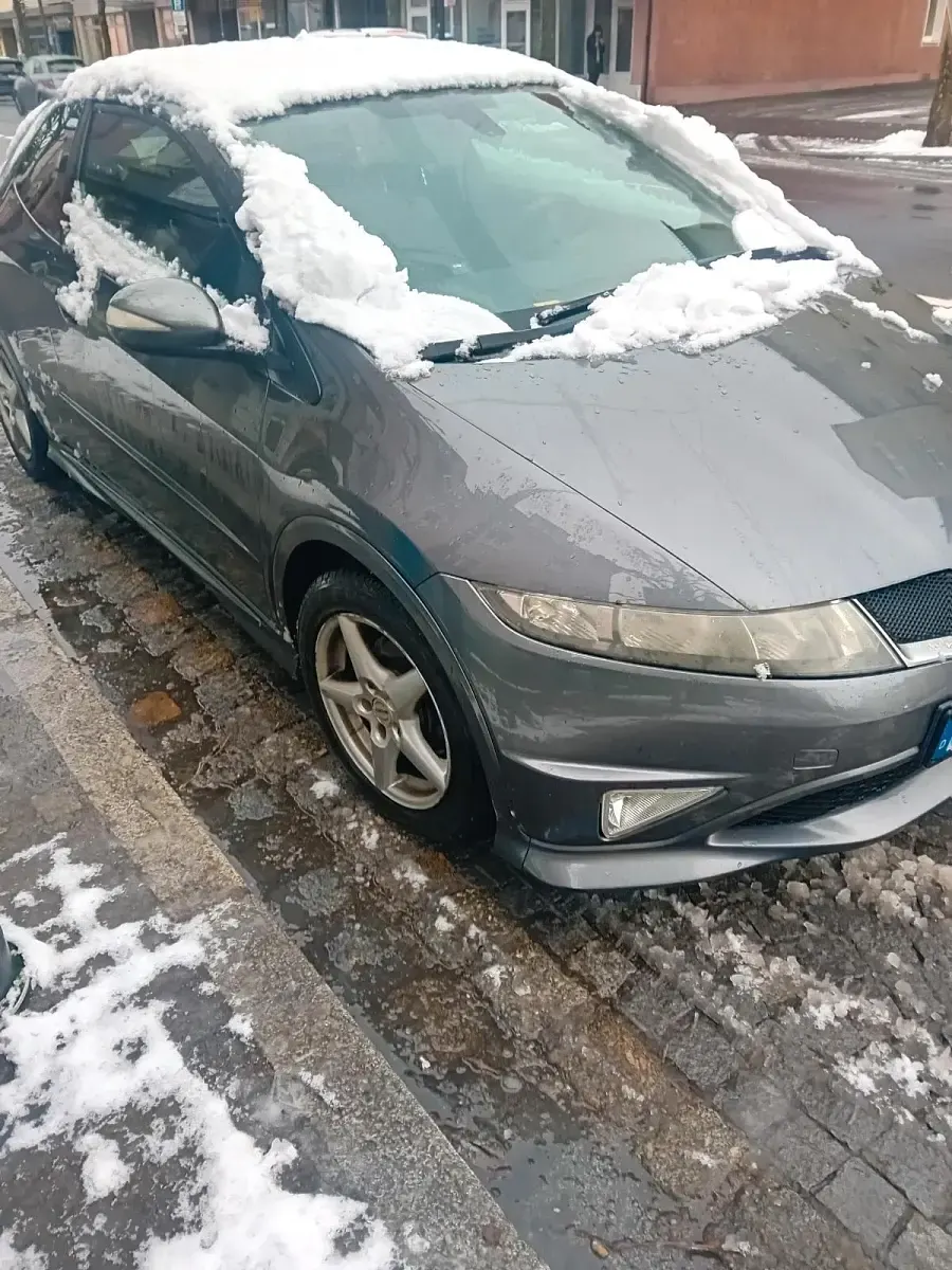 Gebraucht Honda Civic 99 PS (72 kW) 2009 Grau Limousine