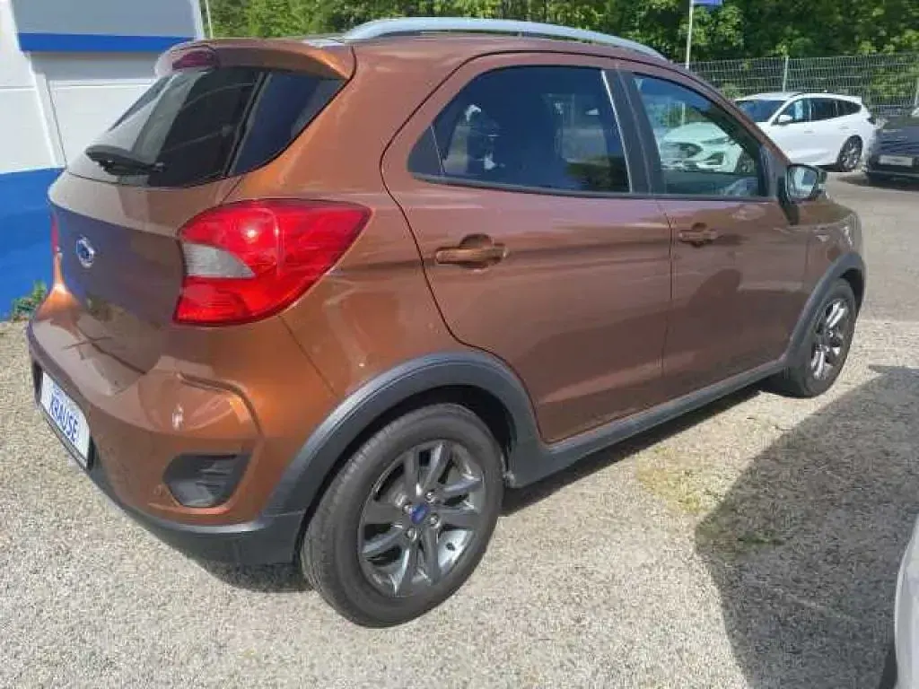 Gebraucht Ford Ka Active 86 PS (63 kW) 2019 Havannabraun metallic (metallic) Kleinwagen
