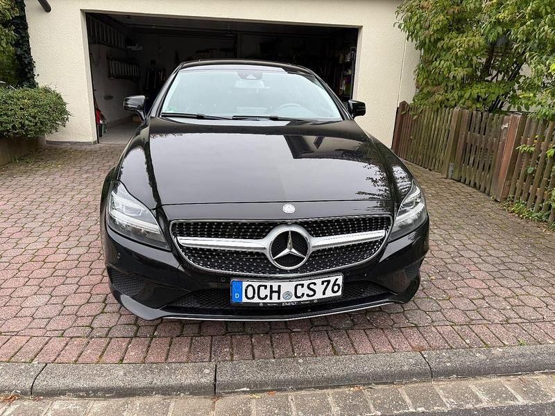 Schwarz Gebraucht 2015 Mercedes CLS350 Shooting Brake Kombi | 15.900 € (Superpreis) - Bild 1/4