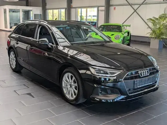 Gebraucht Audi A4 204 PS (150 kW) 2022 Schwarz Kombi