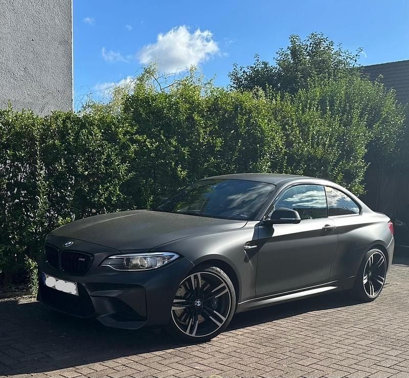 Weiß Gebraucht 2017 BMW M2 Coupé | 39.499 € (Superpreis) - Bild 1/4