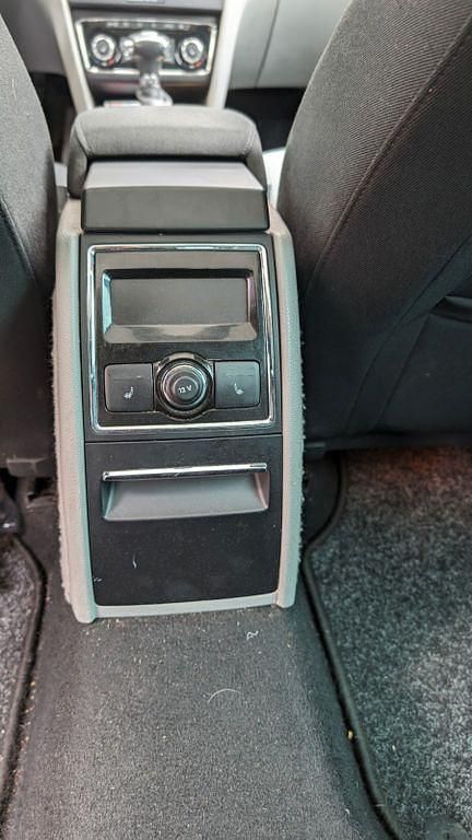 Gebraucht Skoda Superb 260 PS (191 kW) 2012 Grau Limousine