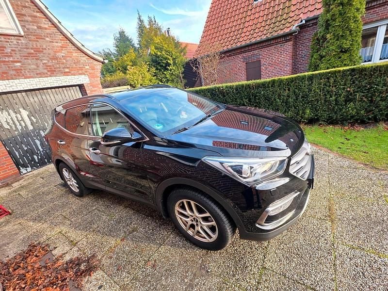 Gebraucht Hyundai Santa Fe Premium 200 PS (147 kW) 2016 Schwarz SUV