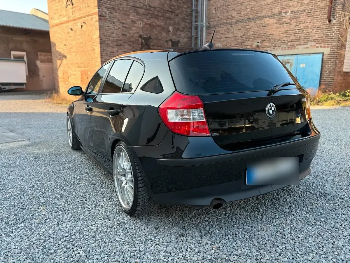 Używany BMW 116 115 KM (84 kW) 2006 Czarny Hatchback