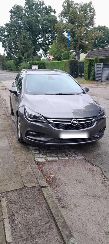 Grau Gebraucht 2016 Opel Astra Kombi | 7.900 € (Superpreis) - Bild 1/4