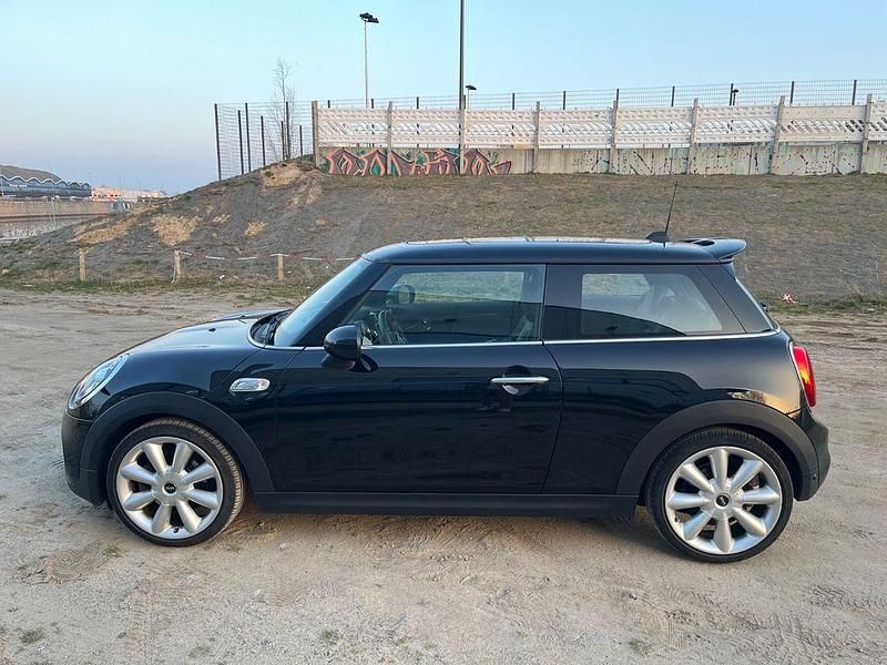 Gebraucht Mini Cooper S 192 PS (141 kW) 2019 Schwarz Kleinwagen