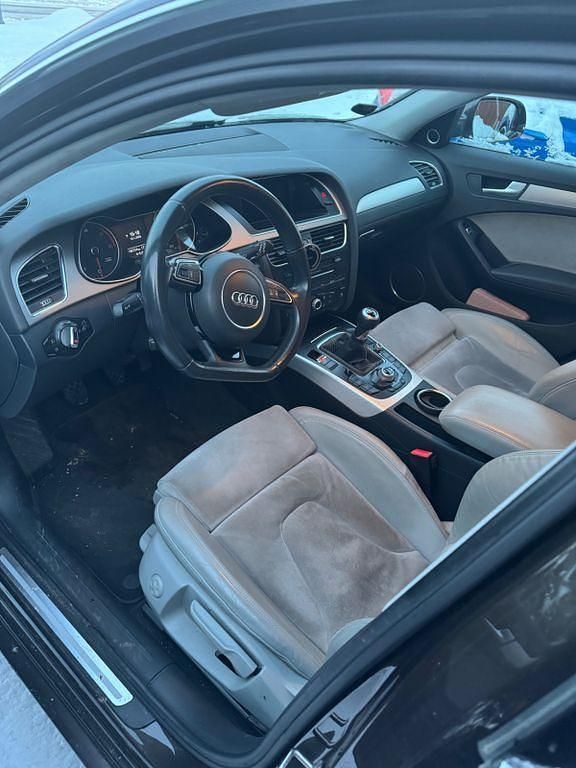 Braun Gebraucht 2013 Audi A4 Ambiente Kombi | 12.500 € (Teuer) - Bild 1/4