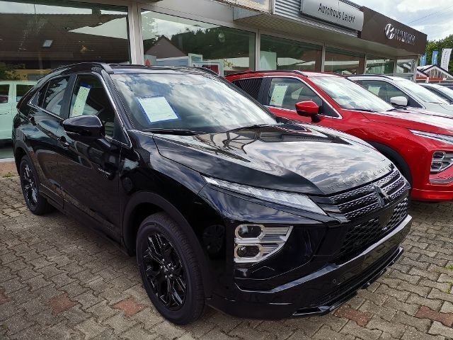 Schwarz Gebraucht 2023 Mitsubishi Eclipse Cross Plus SUV | 32.790 € (Teuer) - Bild 1/4