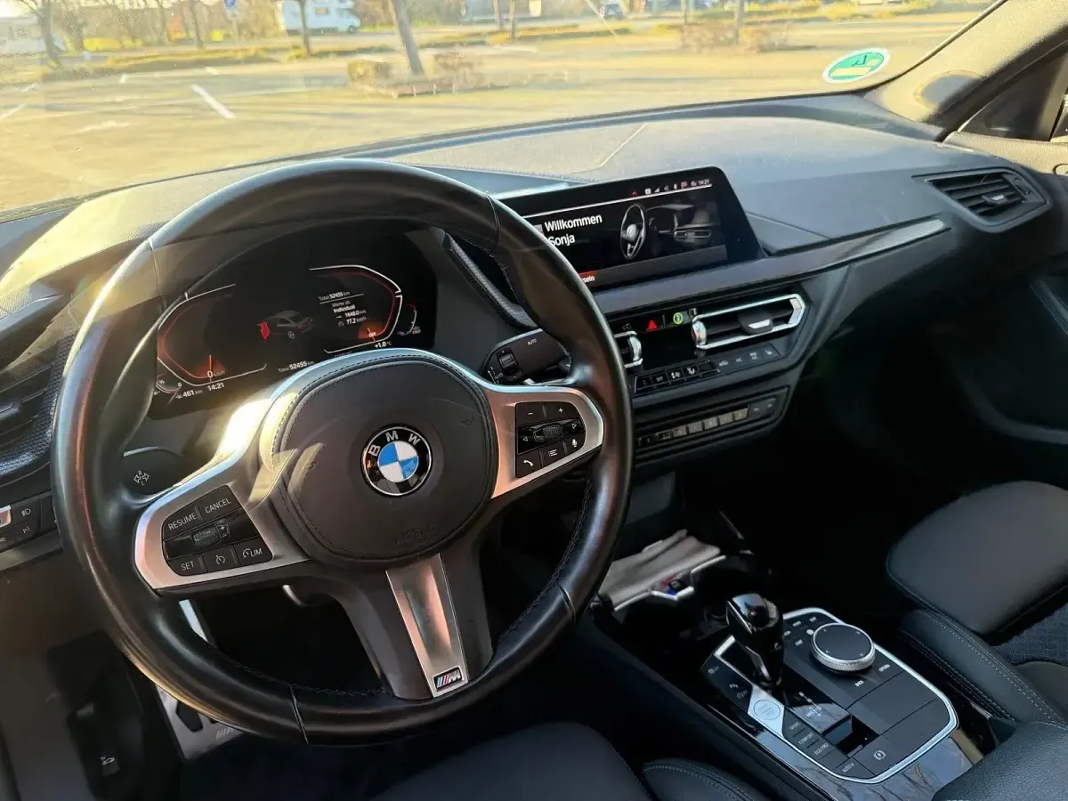 Gebraucht BMW 220 M Sport 178 PS (130 kW) 2023 Schwarz Coupé