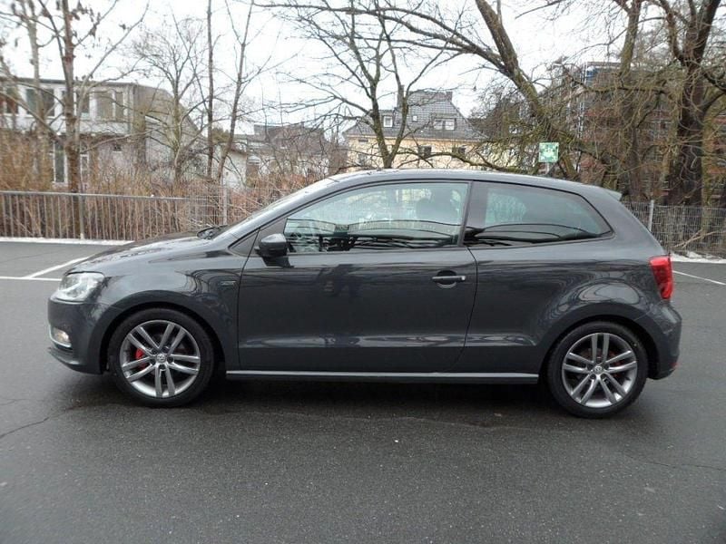 Gebraucht VW Polo LOUNGE 90 PS (66 kW) 2016 Grau