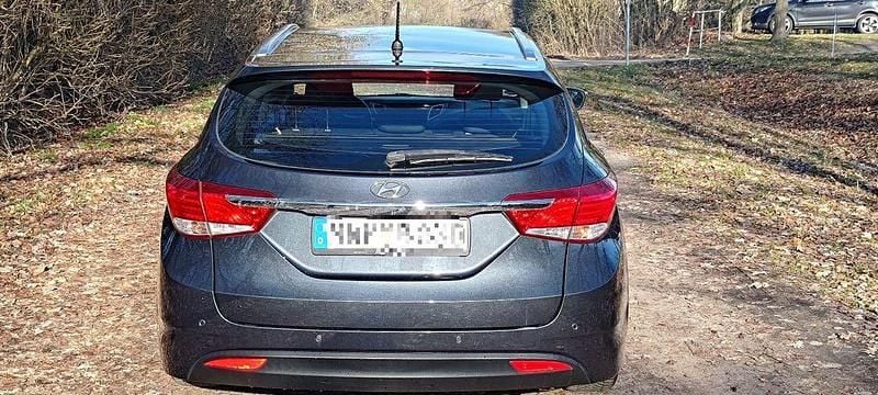 Gebraucht Hyundai i40 135 PS (99 kW) 2012 Grau Kombi