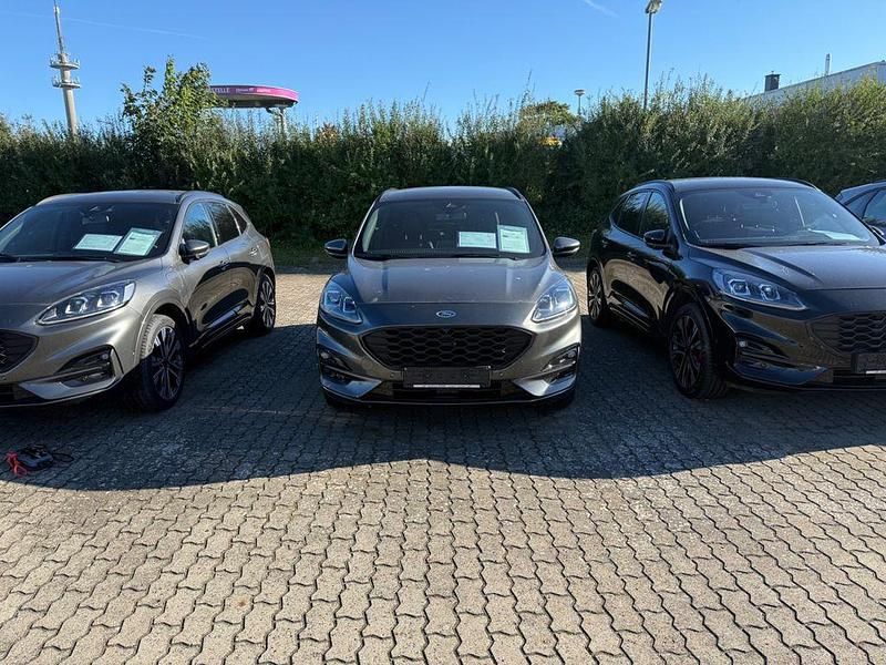 Gebraucht Ford Kuga ST-Line X 224 PS (164 kW) 2021 Magneticgrau (metallic) SUV