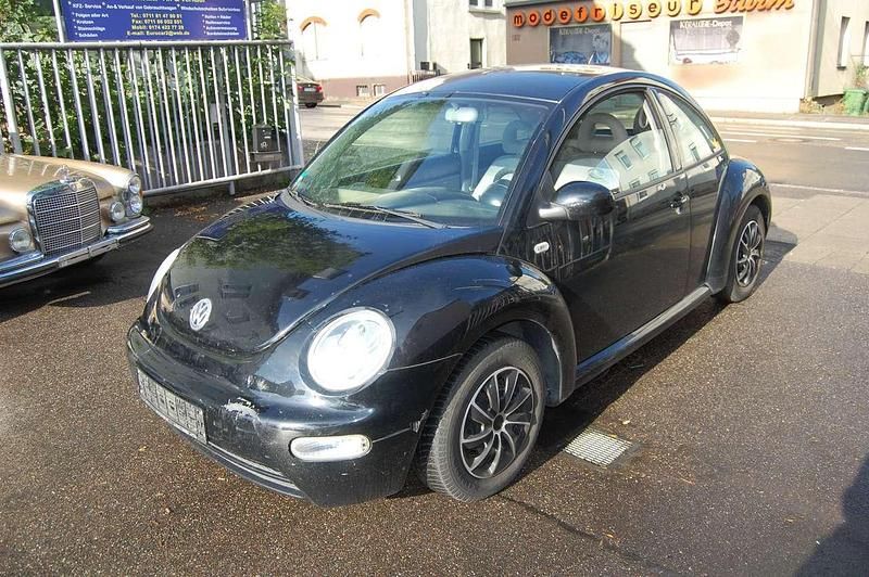 Gebraucht VW New Beetle 75 PS (55 kW) 2002 Schwarz Kleinwagen