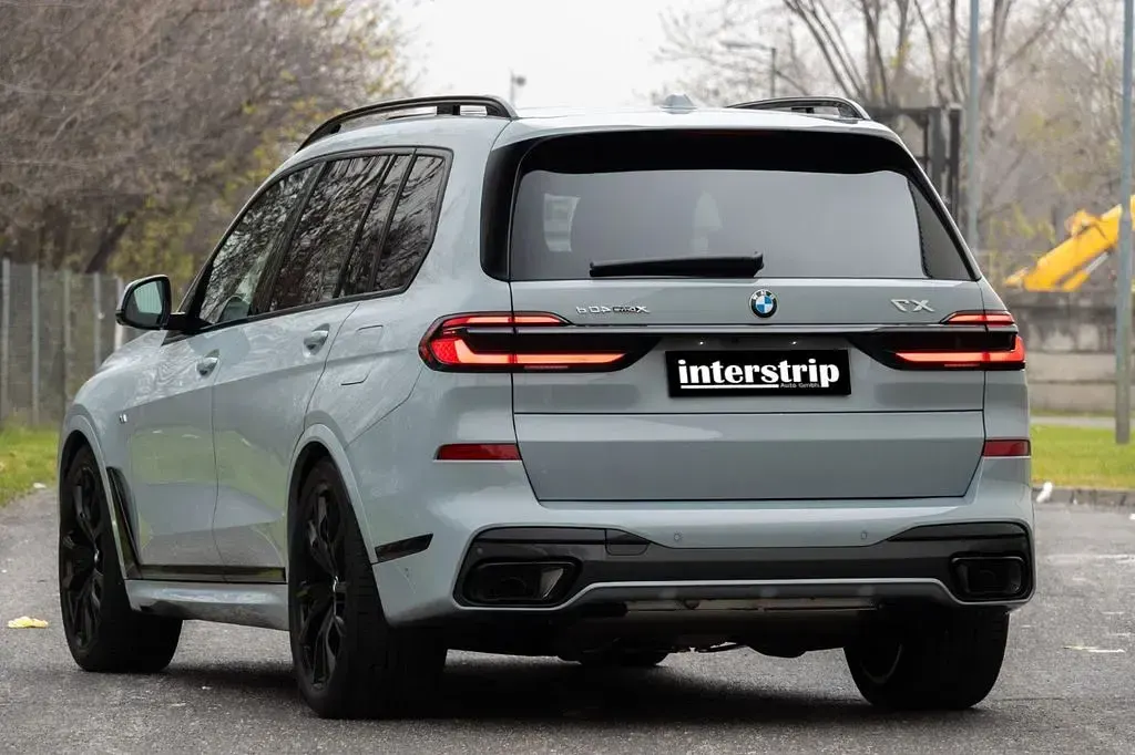Gebraucht BMW X7 M Sport 352 PS (258 kW) 2025 Grau SUV