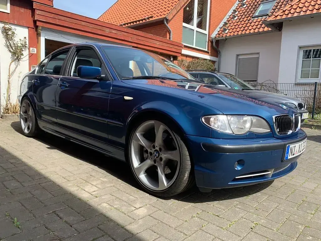 Gebraucht BMW 330 Performance 231 PS (169 kW) 2002 Blau Limousine