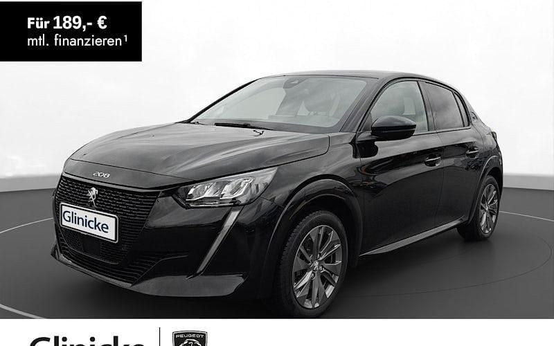 Gebraucht Peugeot 208 Allure 100 kW (136 PS) 2023 Schwarz Kleinwagen