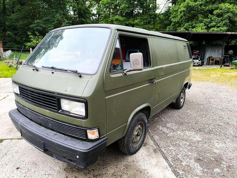Grün Gebraucht 1987 VW T3 Van | 6.999 € - Bild 1/4