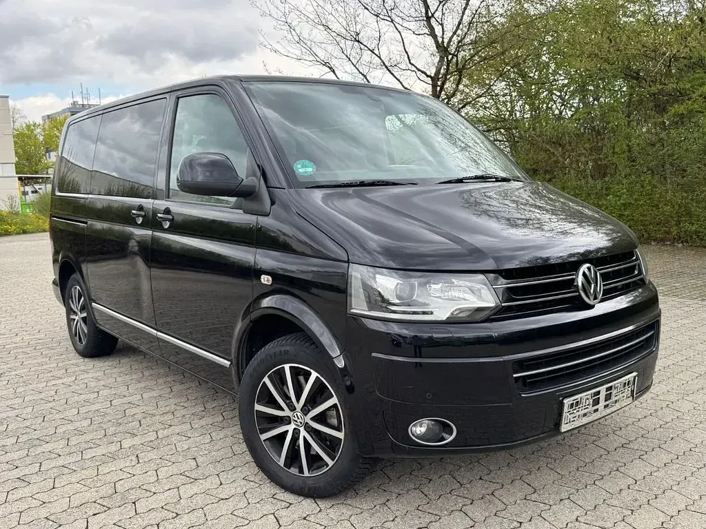 Używany VW T5 Highline 179 KM (131 kW) 2013 Czarny Van