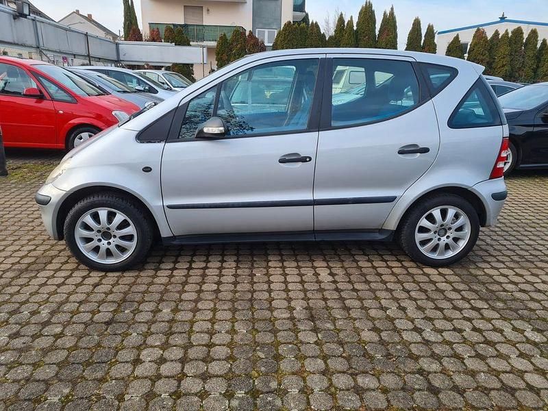 Gebraucht Mercedes A160 102 PS (75 kW) 2003 Silber Limousine