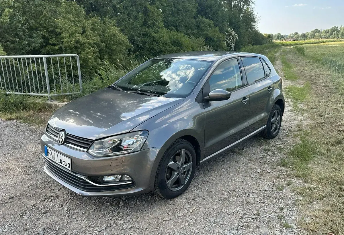 Gebraucht VW Polo Highline 90 PS (66 kW) 2016 Grau Kleinwagen
