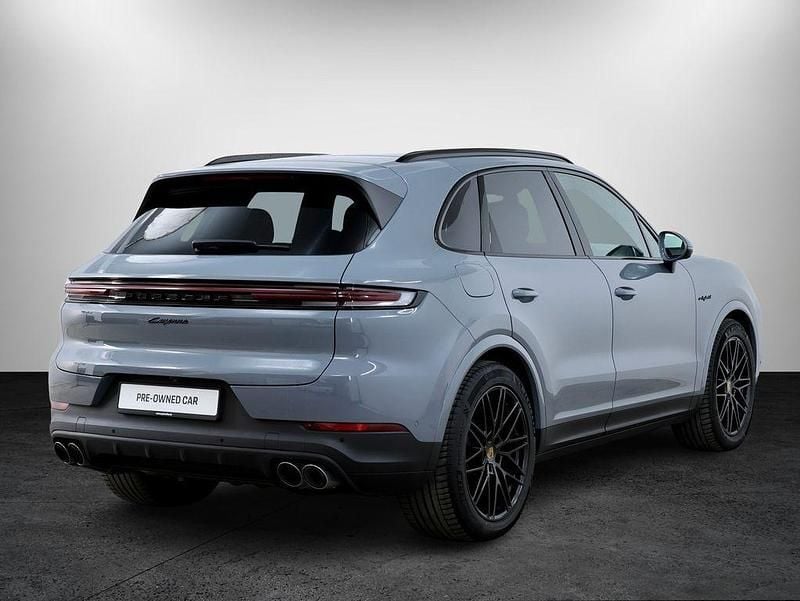 Gebraucht Porsche Cayenne E-Hybrid 470 PS (345 kW) 2024 Grau SUV