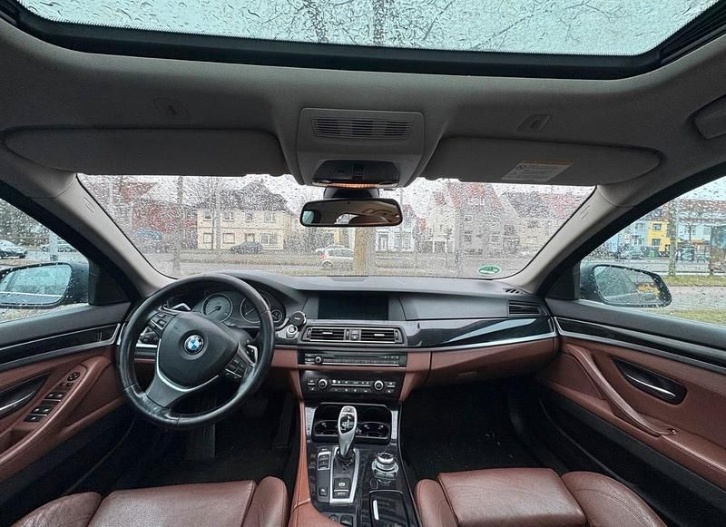 Gebraucht BMW 525 204 PS (150 kW) 2010 Schwarz Kombi