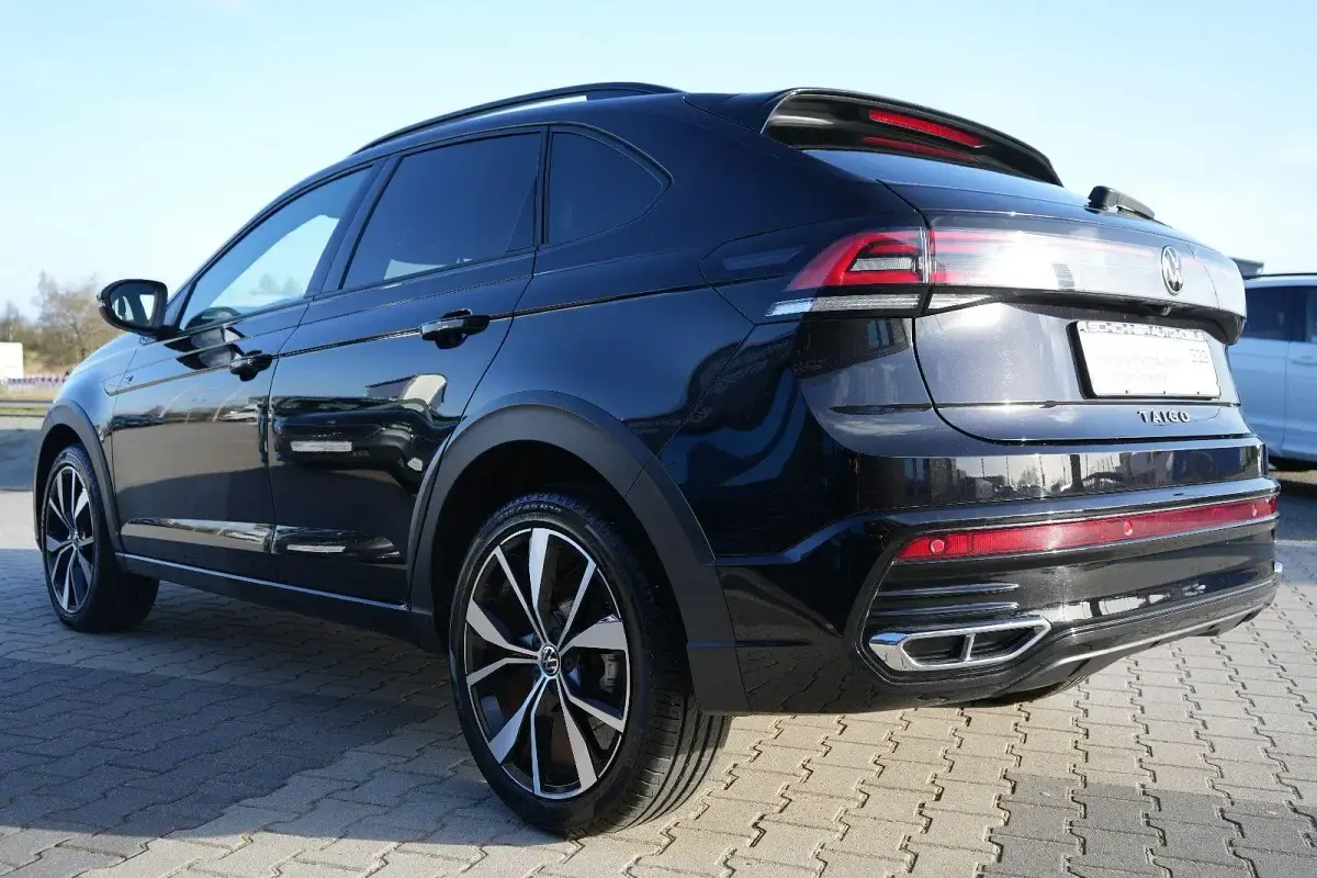 Gebraucht VW Taigo R-line 116 PS (85 kW) 2025 Schwarz SUV