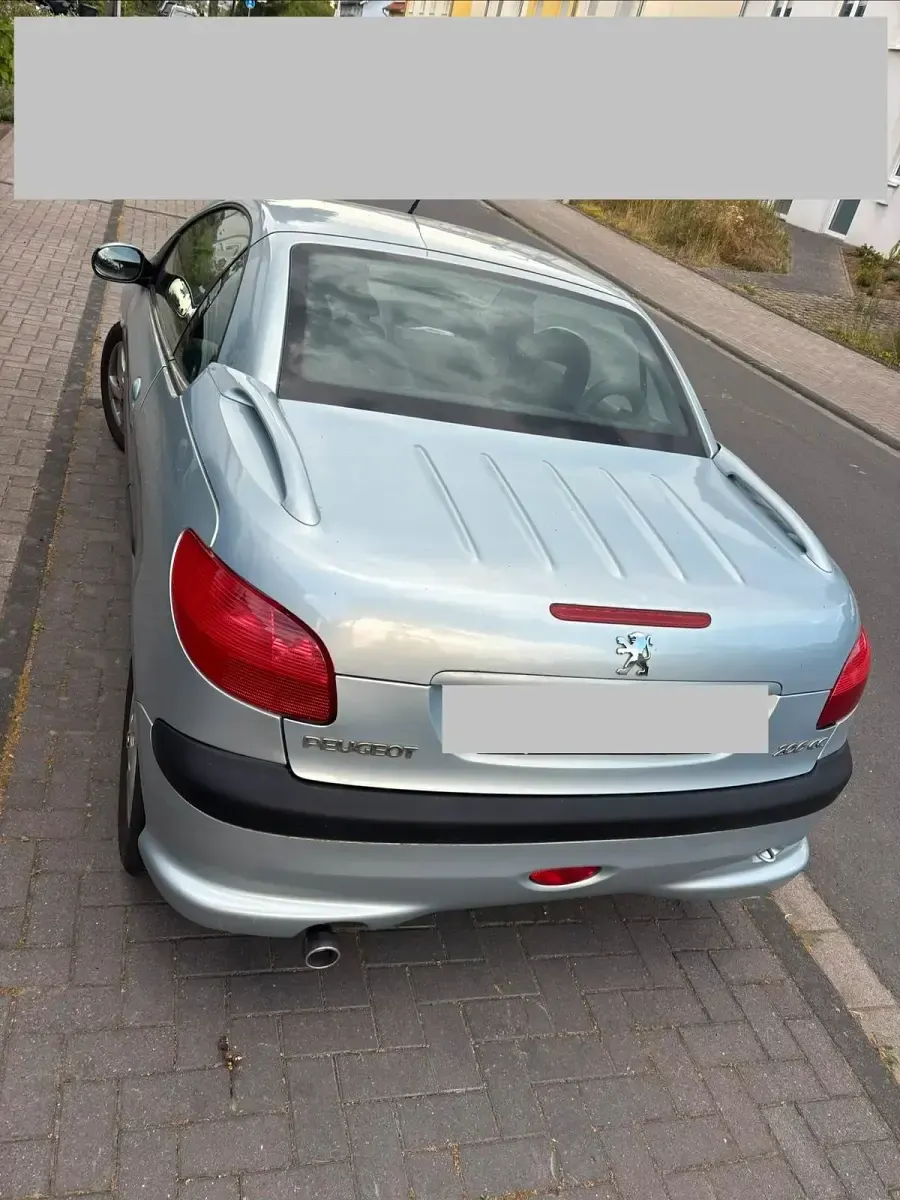 Gebraucht Peugeot 206 CC 109 PS (80 kW) 2002 Grau Cabrio