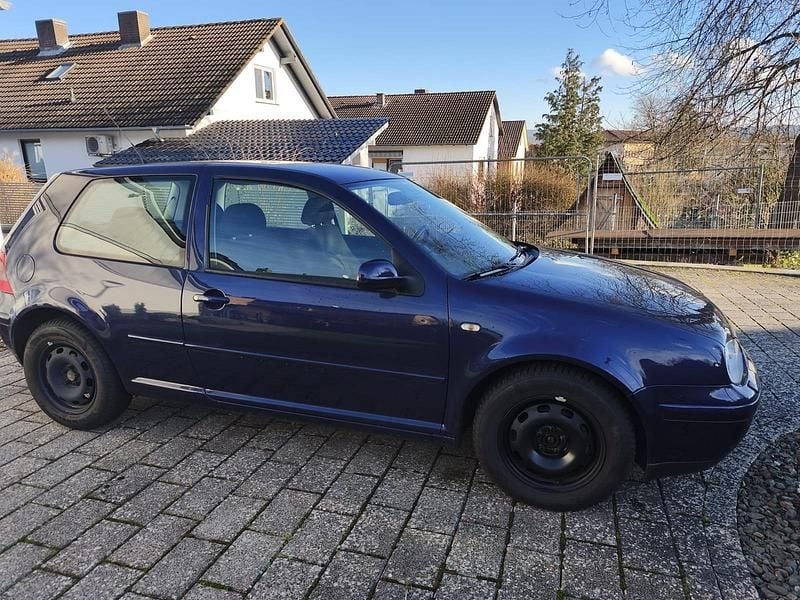 Gebraucht VW Golf III 100 PS (73 kW) 1999 Blau Kleinwagen