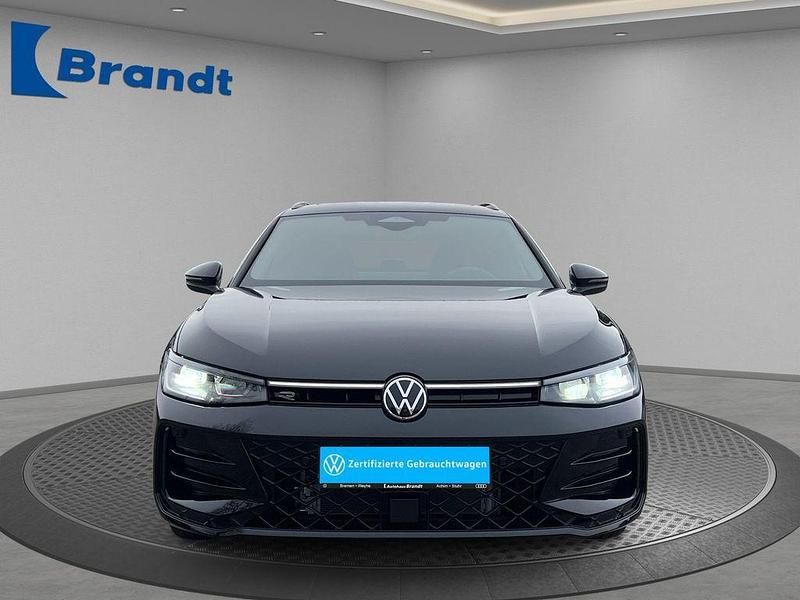 Gebraucht VW Passat R-line 193 PS (141 kW) 2026 Schwarz Kombi