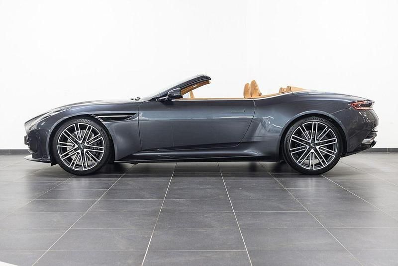 Gebraucht Aston Martin DB12 680 PS (500 kW) 2024 Schwarz Cabrio