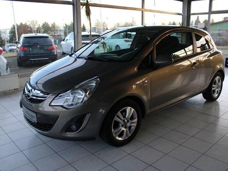 Braun Gebraucht 2011 Opel Corsa Satellite Limousine | 4.990 € (Etwas zu teuer) - Bild 1/4