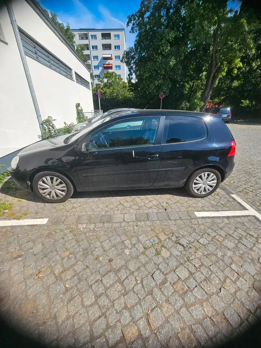 Gebraucht VW Golf V 75 PS (55 kW) 2006 Schwarz Kleinwagen
