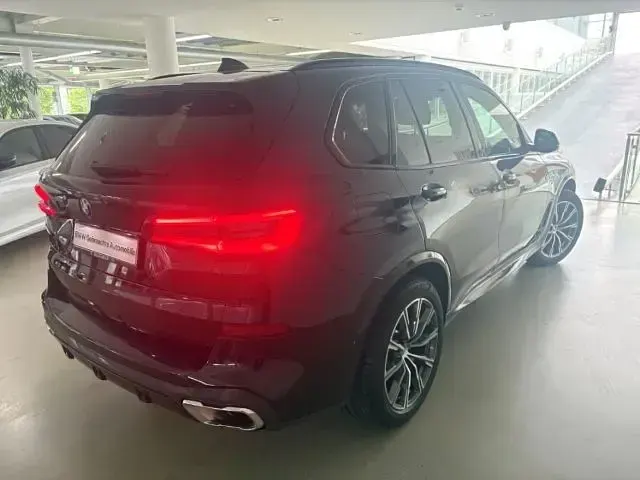 Gebraucht BMW X5 Performance 286 PS (210 kW) 2023 Carbonschwarz SUV
