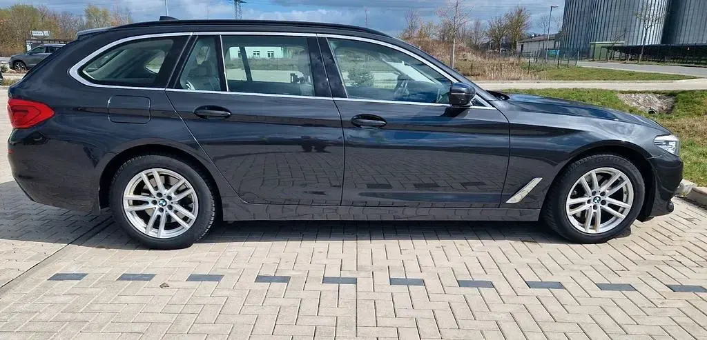 Gebraucht BMW 520 Luxury Line 190 PS (139 kW) 2020 Grau Kombi